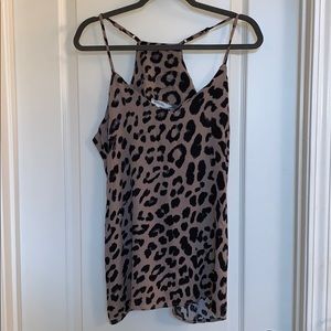 Flowy & flirty leaopard tank, size M